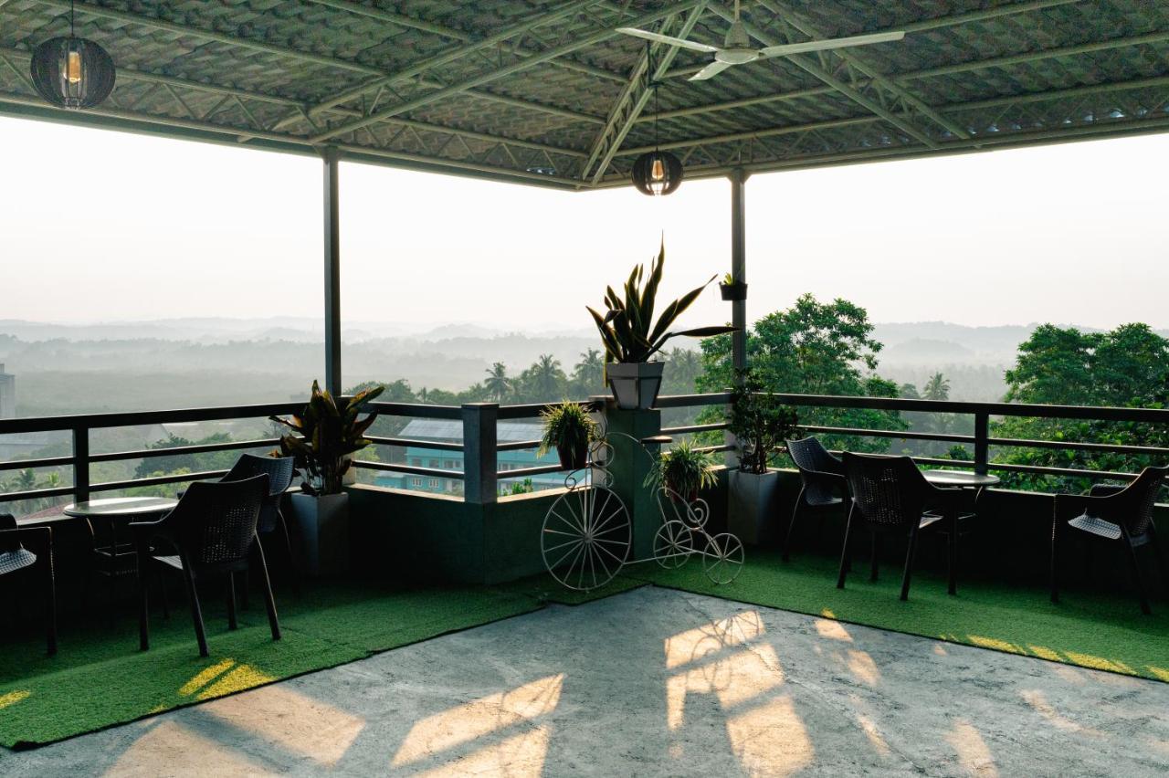 Hotel Mount Rich Rumassala Unawatuna Exterior foto