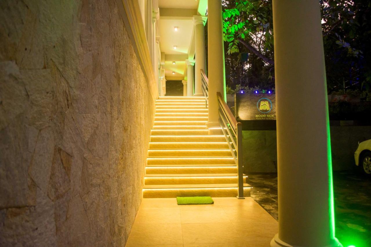 Hotel Mount Rich Rumassala Unawatuna Exterior foto